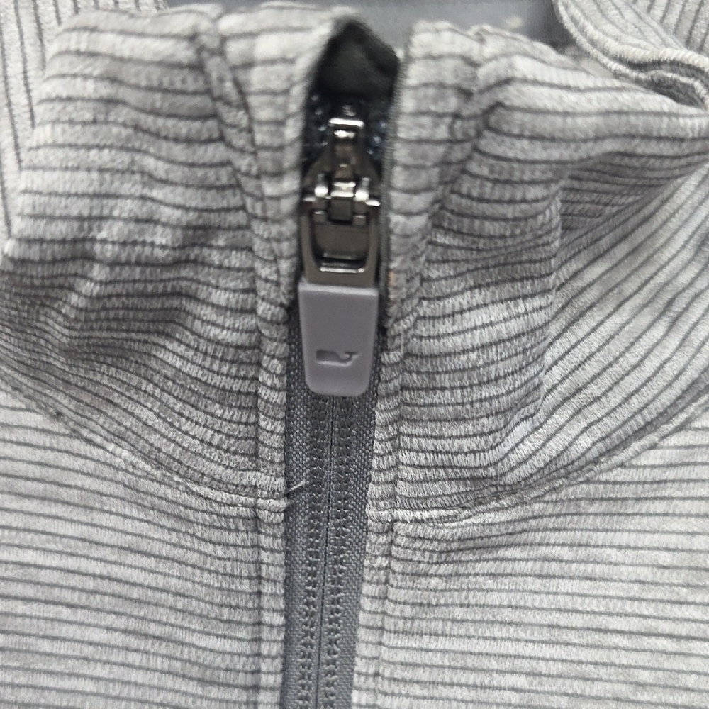Vineyard Vines Gray Performance MGA Pullover - Picture 9 of 13